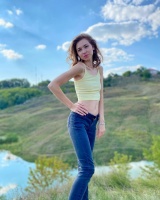 Молодая девушка желает познакомится с мужчиной для секса в Усть-Усть-Кинельскийском – Фото 2