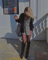 Девушка модельной внешности – Фото 2