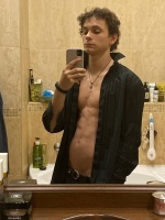 Степан 19 лет хочет найти женщину в Москве – Фото 1