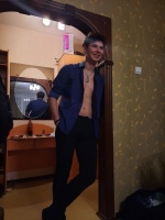 Молодой парень ищет девушку для удовлетворения сексуальных потребностей – Фото 1