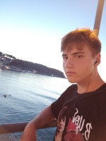 Руслан 18 лет хочет найти женщину в Арзамасе – Фото 1