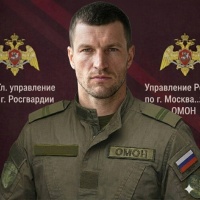 Молодой парень встретиться с девушкой – Фото 1